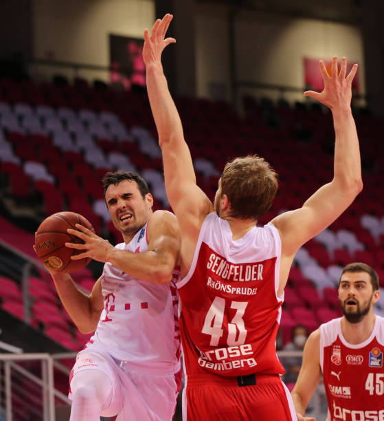 杨瀚森的表 杨瀚森的表