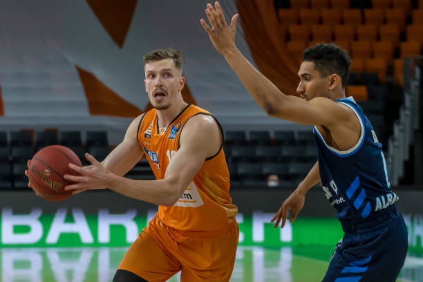 的争夺愈发 的争夺愈发