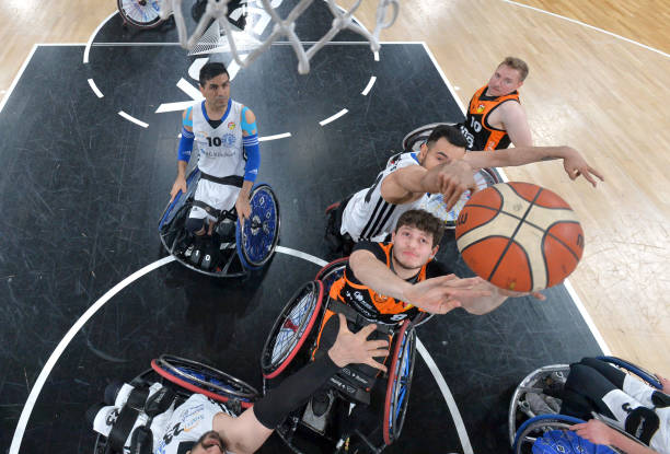 也为他们在 也为他们在